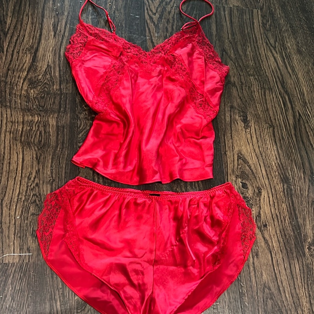 Victoria Secret red set